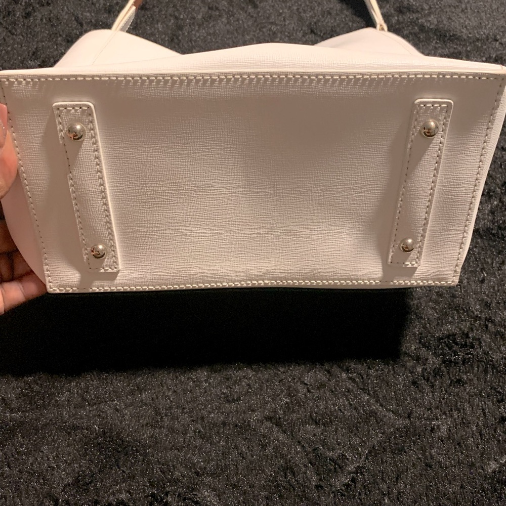 Dooney & Bourke Saffiano Ashby Leather Tote NWOT 🌹 - Picture 6 of 12